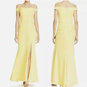 Beautiful yellow Prom dress in size women’s 6